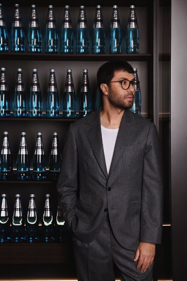 man-bottle-shelf